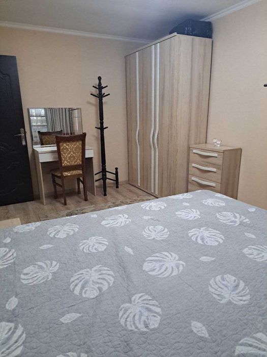 Сдается  3 комн на Госпитальном  своя