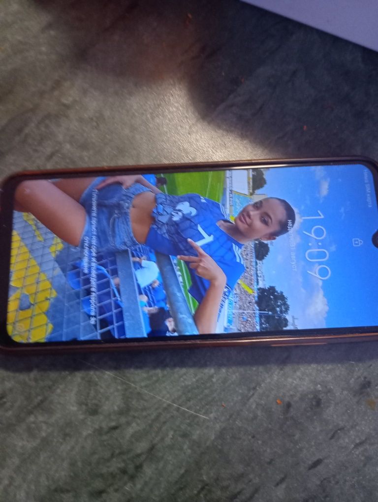 Смартфон модел:ZTE5080