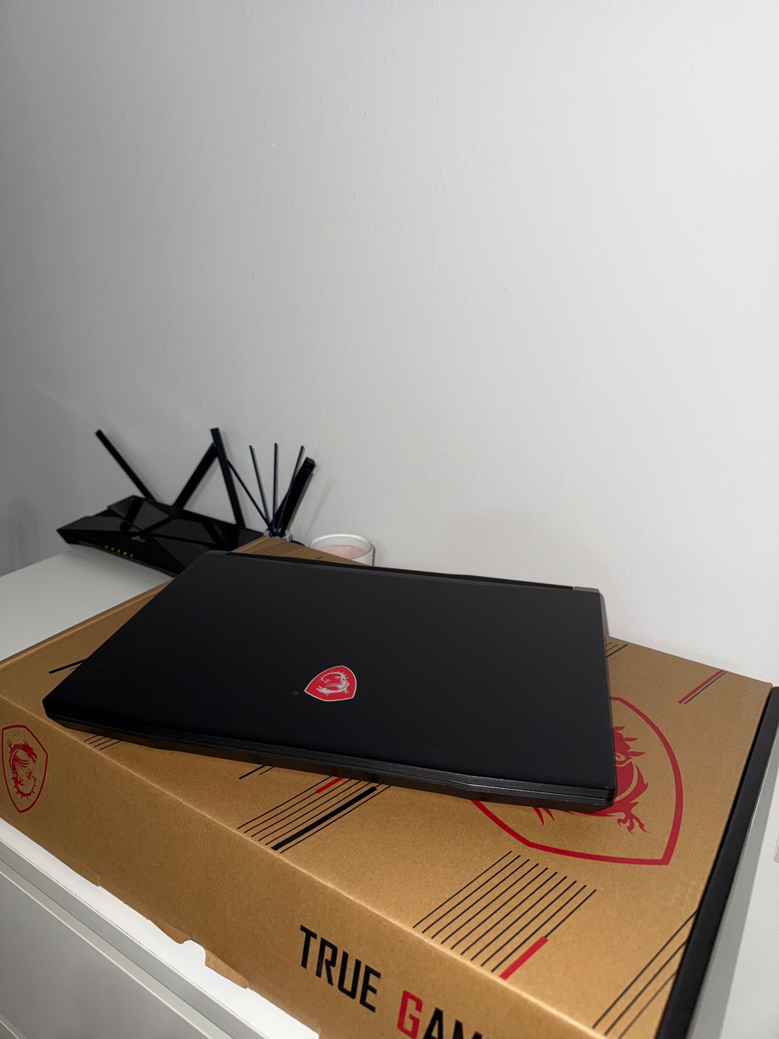 MSI Katana 15.6” GF66 RTX3070 8GB Intel i7 11800H