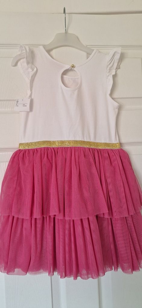 Tkmaxx нова красива детска рокля 6/7 -122см