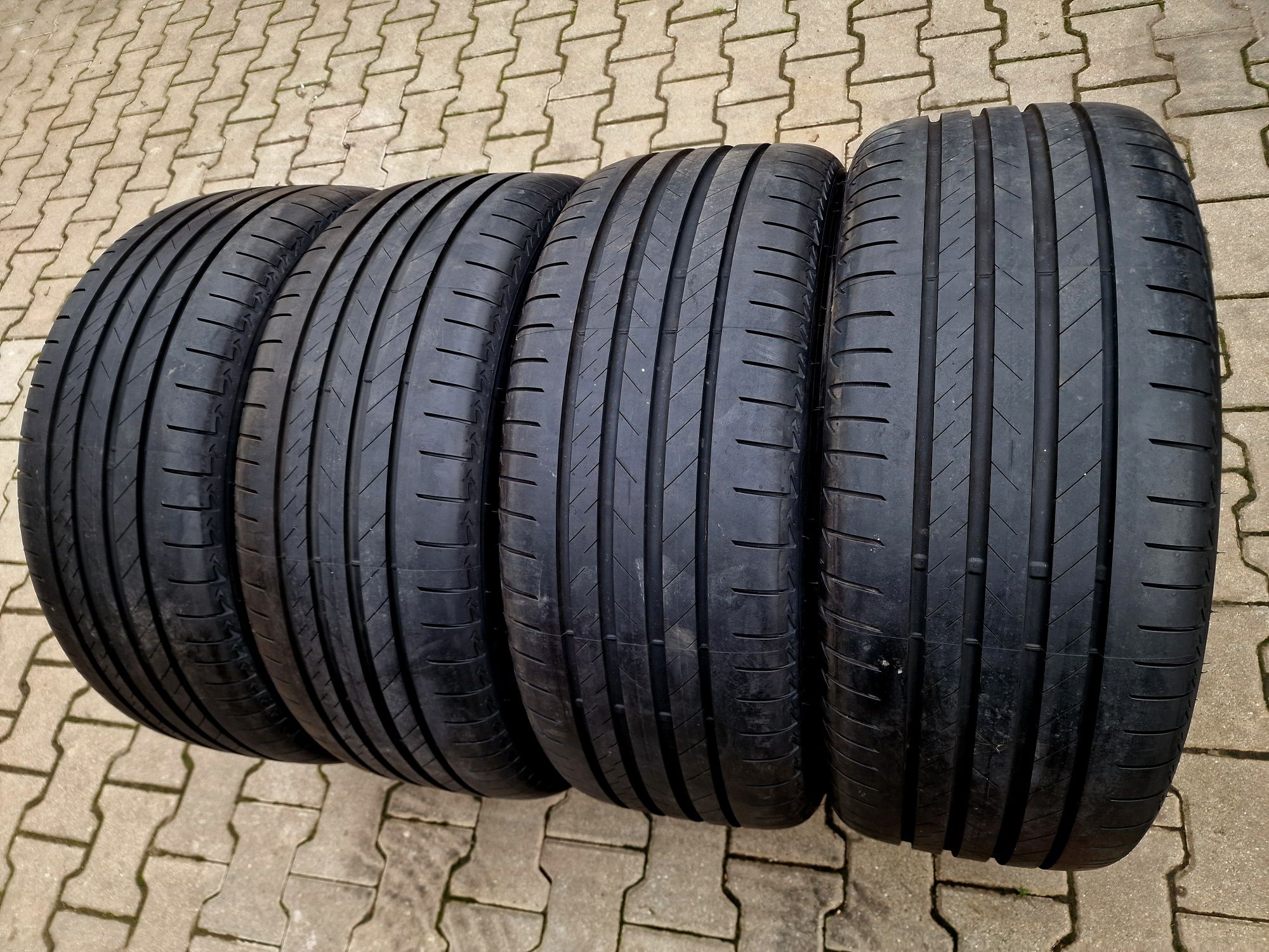 Jante BMW pe 22 NOI  IX X6 G06 X5 G05 anvelope roti jenti Diamond Cut