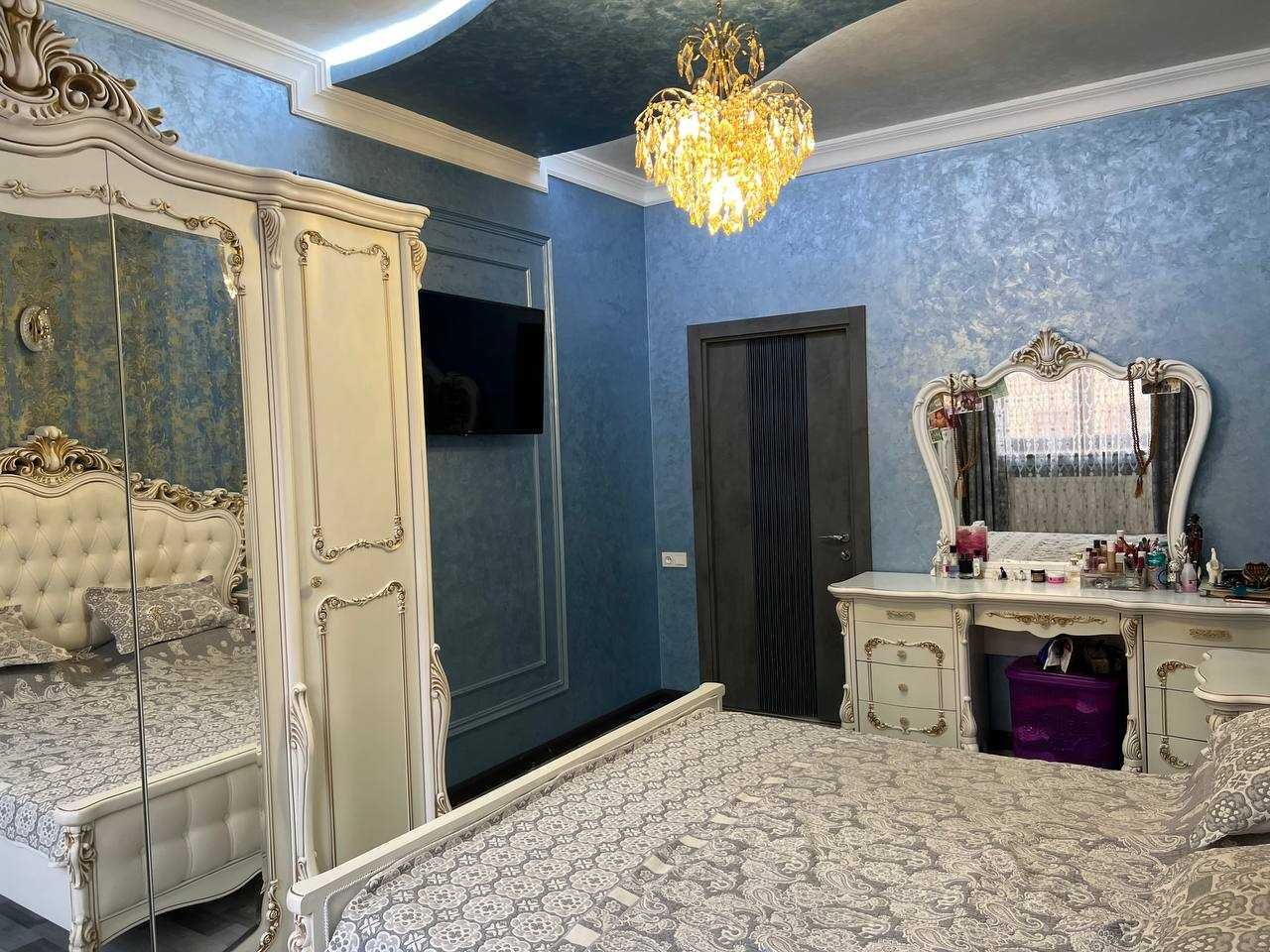 ЖК Parisien Мост Мукими 4-комн 4/8 136 м² ремонт меб/тех охр двор 24/7