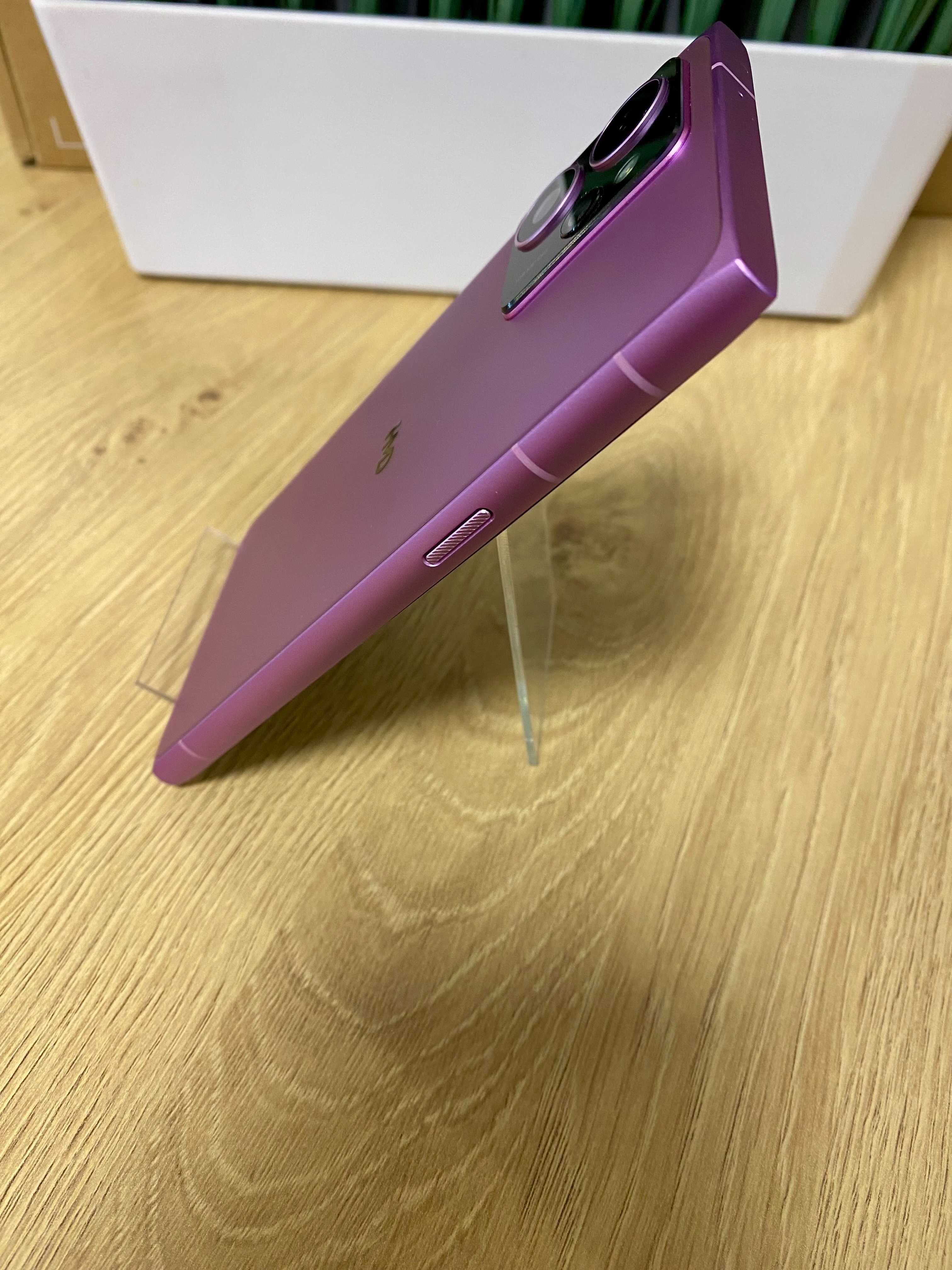 НОВ !!! HMD Skyline, 256GB, 12GB RAM, 5G, Neon Pink
