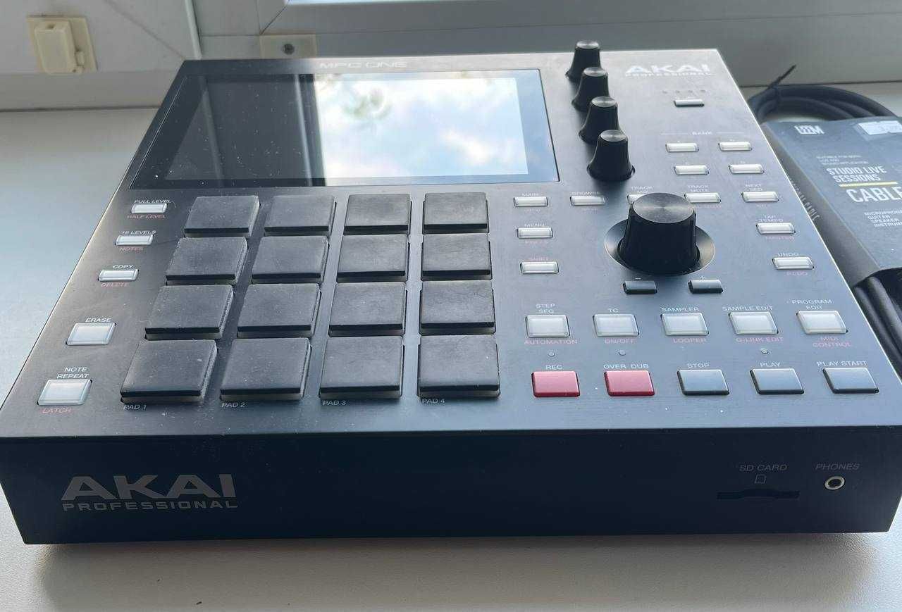 Akai mpc One + сд карта