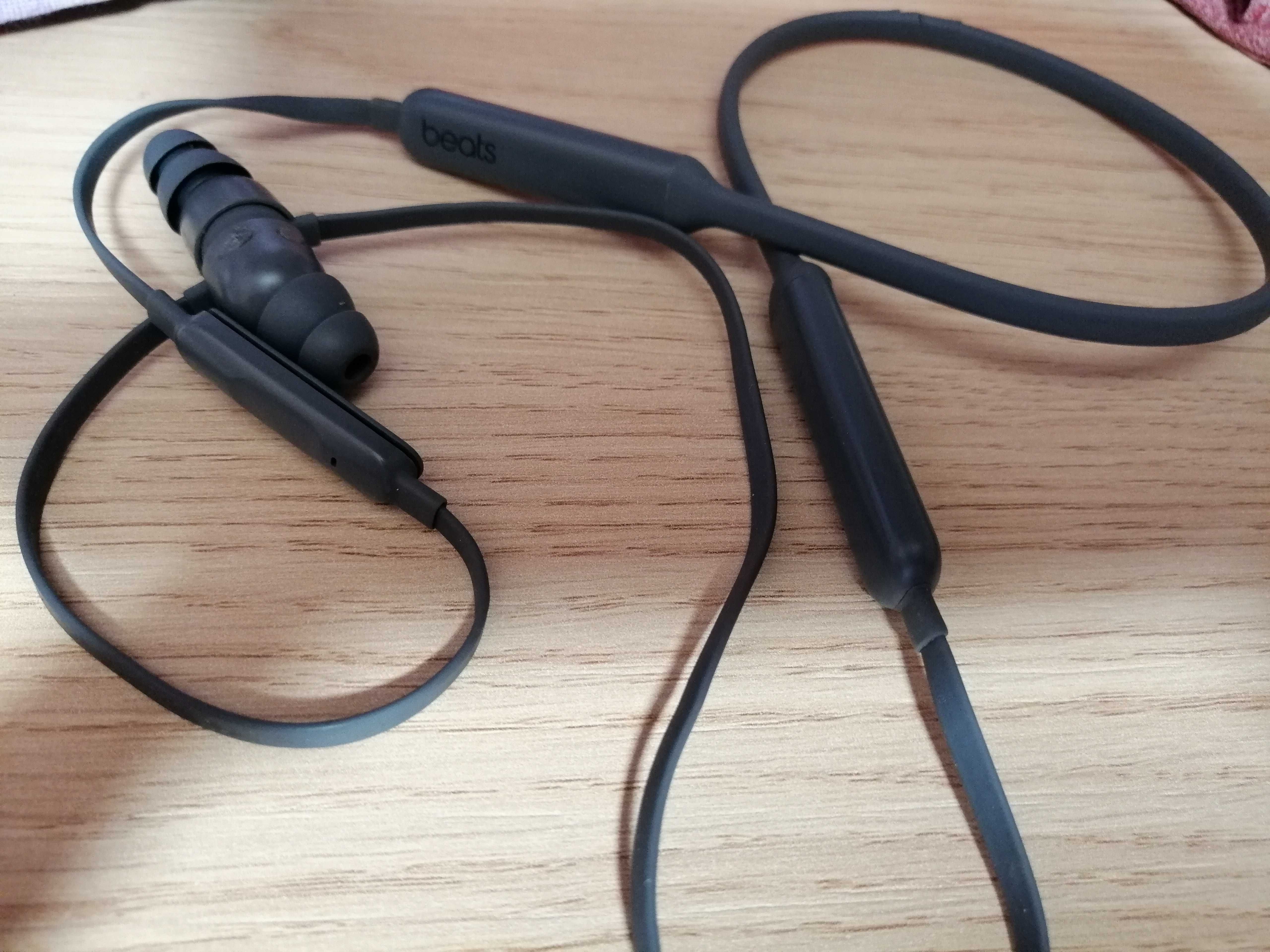 Аудио слушалки In-ear BeatsX by Dr. Dre, Wireless, Сиви