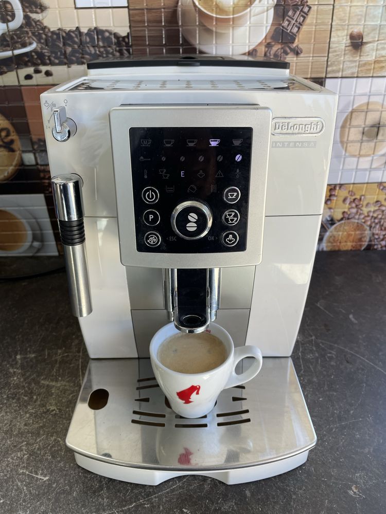 Aparat expresor cafea DeLonghi Intensa