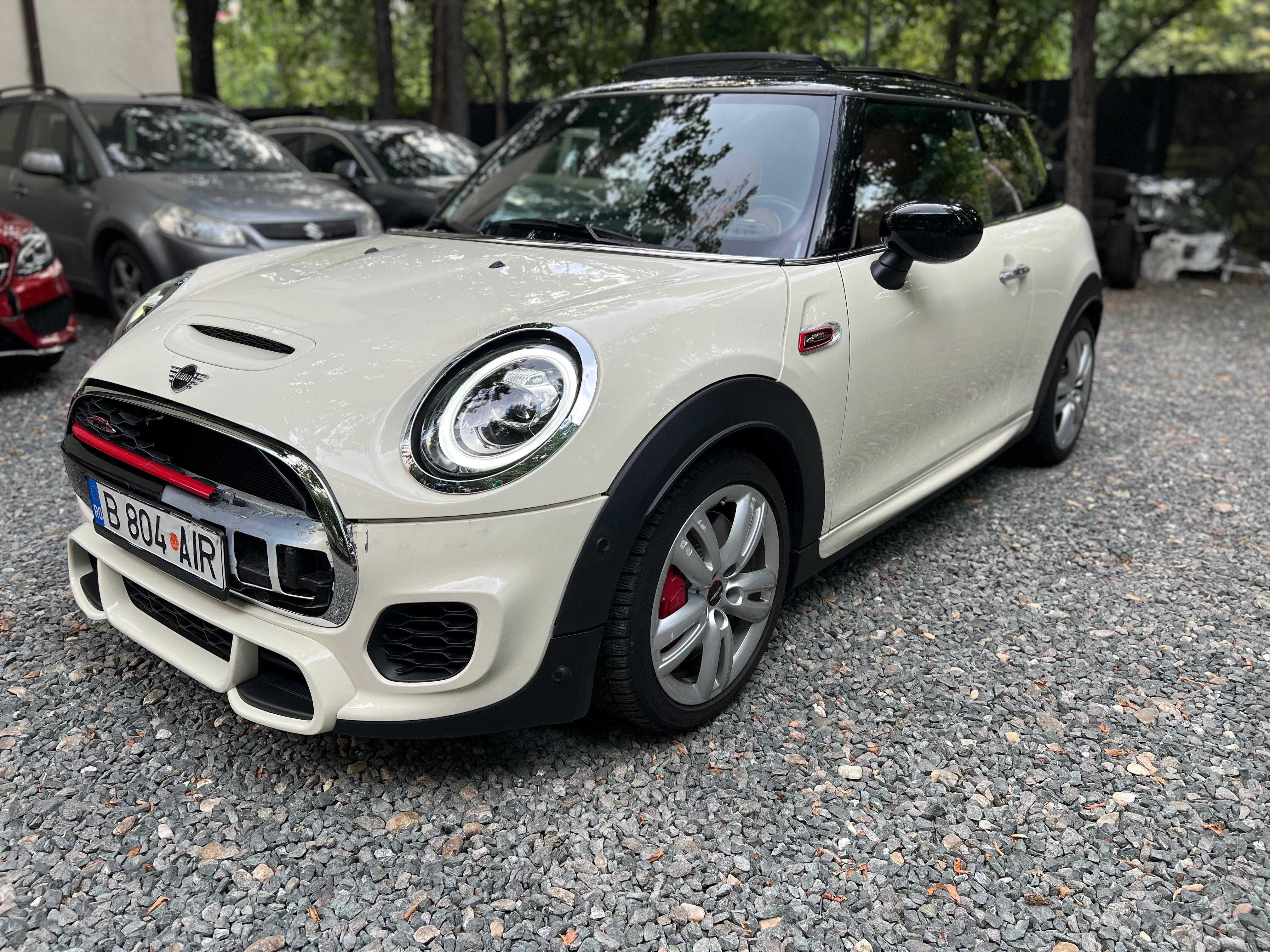 Mini John Cooper Works 2021 2.0bnz. km 30114 detalii pe autoavariat-ro