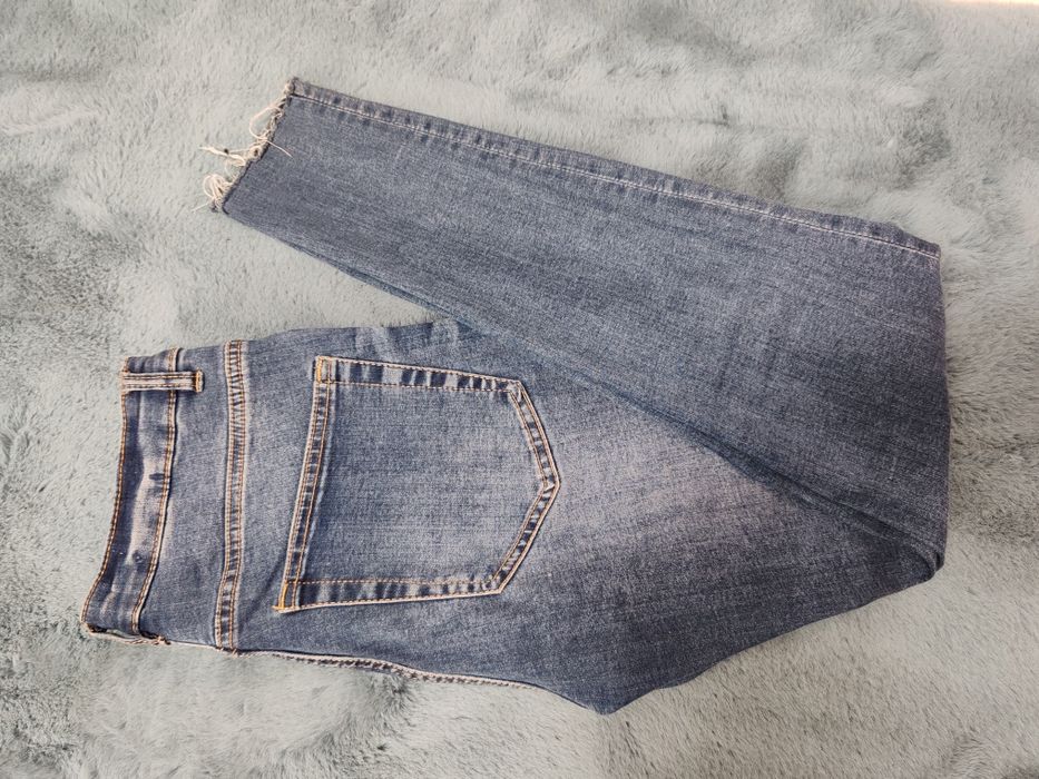 Blugi Reserved skinny 3+1 gratis