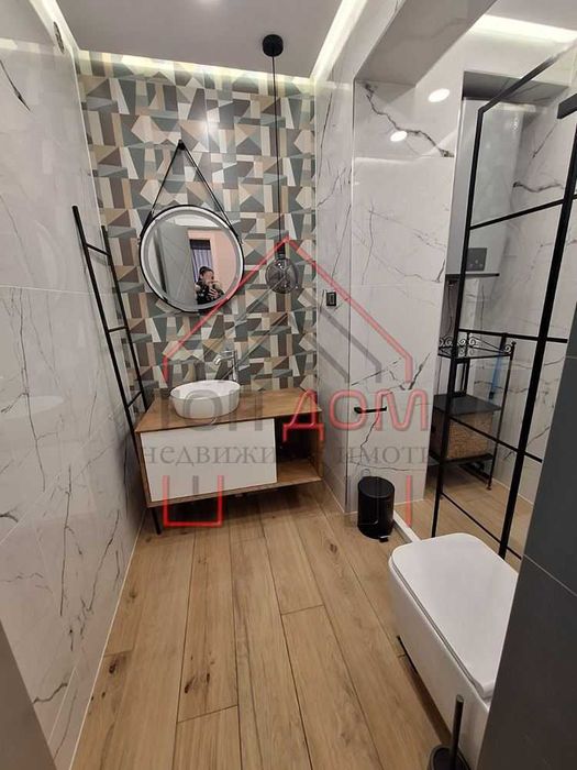 Дава се под наем Тристаен апартамент в Варна, Гръцка махала - 80 кв.м за 1300 € - Снимка #9