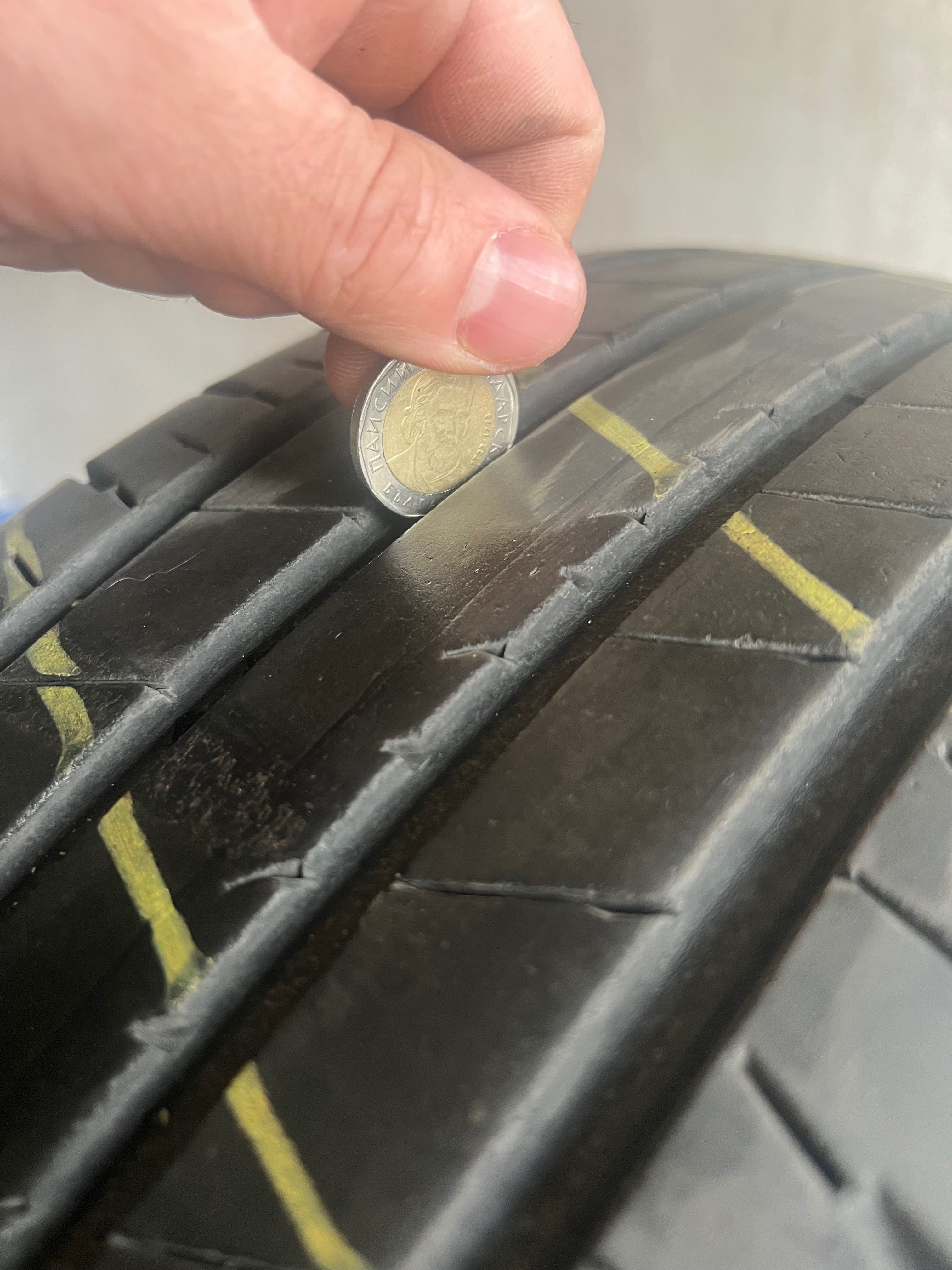 Гуми Bridgestone 225/45/19
