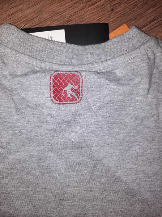 Чисто нов спортен потник AND1