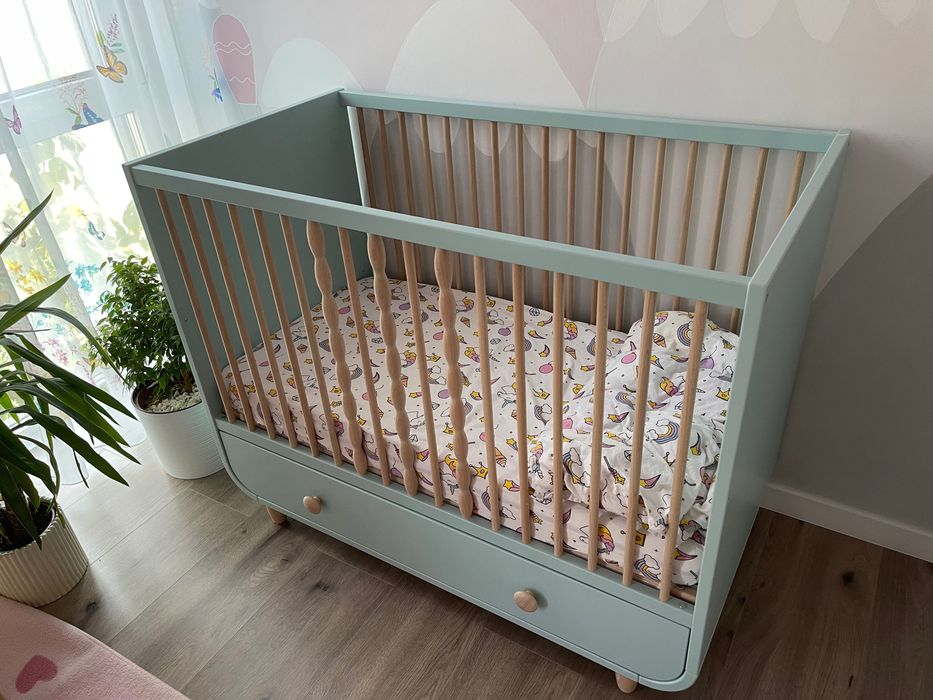 Patut cu sertar MYLLRA ikea cu saltea Traumeland