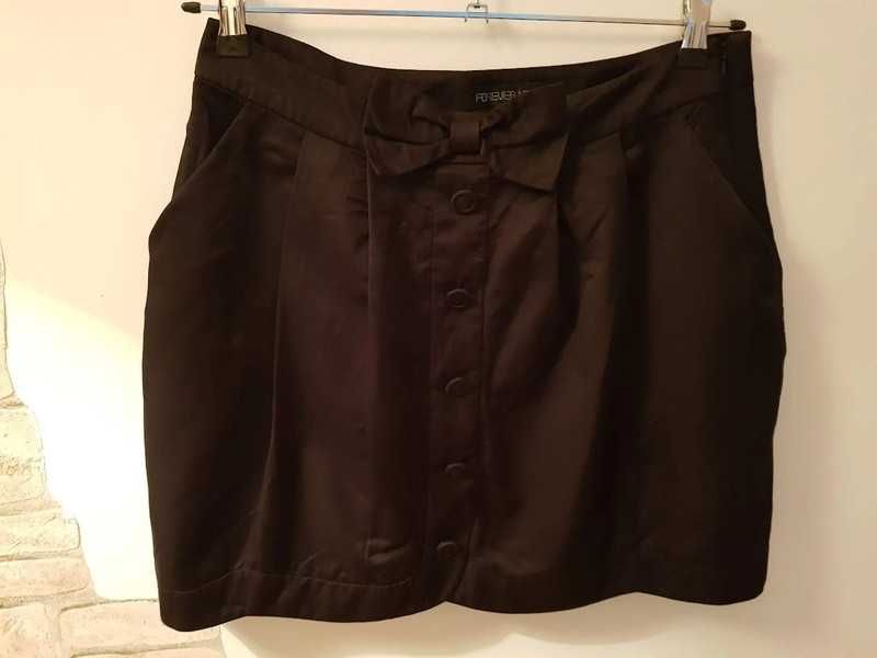 Fusta Forever New,neagra,mar 14(42)dar merge mai mic,stare perfecta