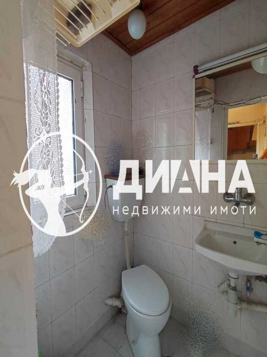 Продава се Тристаен апартамент в Пловдив, Център - 80 кв.м за 2063 €/кв.м - Снимка #8