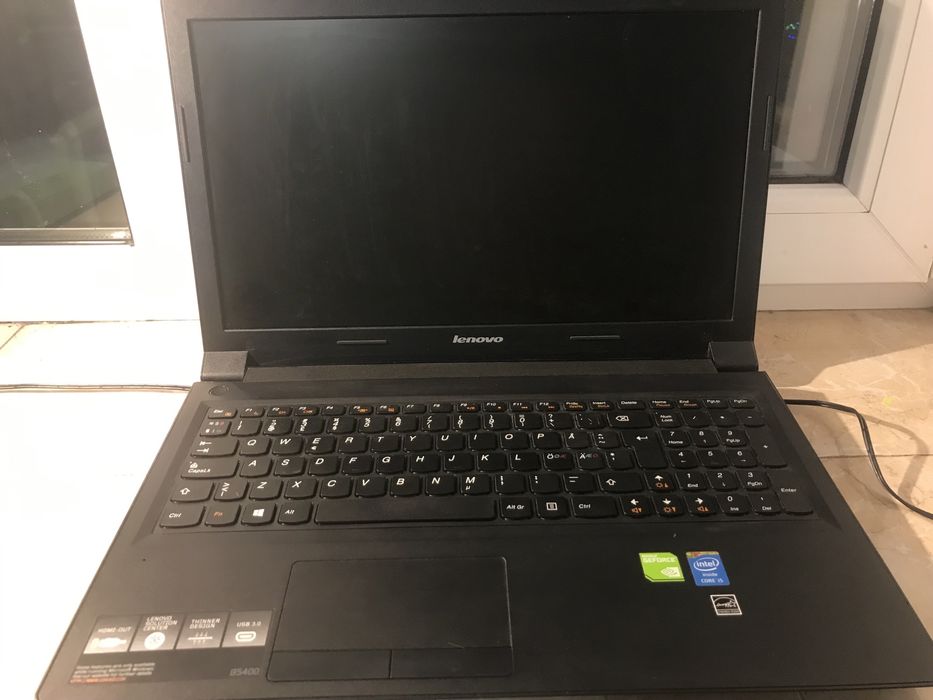 Vand Lenovo de gaming in stare buna