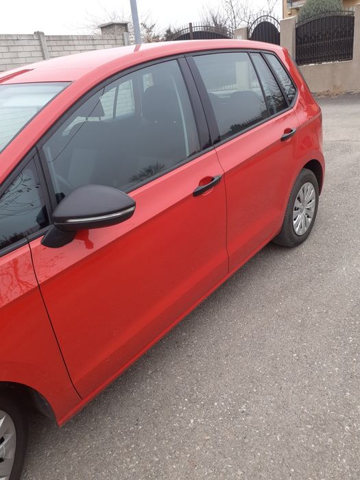 De vanzare GOLF 7 1.6 tdi bluemotion sportsvan