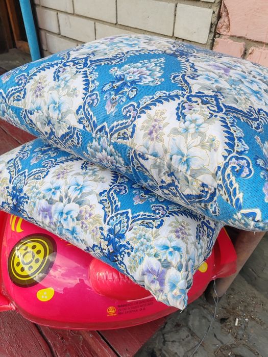 Подушки пуховые 3 шт