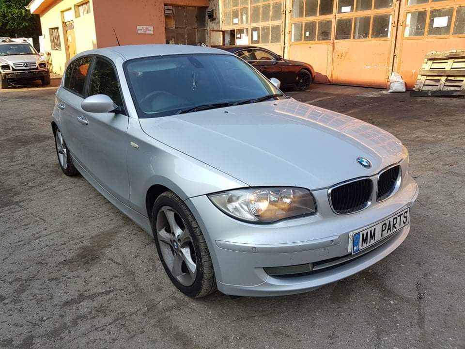 BMW E87 120D 177кс N47 ръчка НА ЧАСТИ!