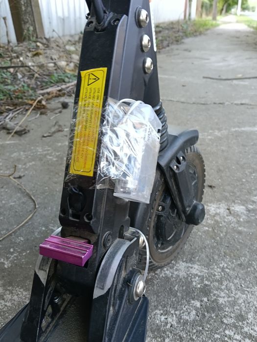 Trotineta electrica Kugoo S1 (SE VINDE URGENT PANA MARȚI -MIERCURI)