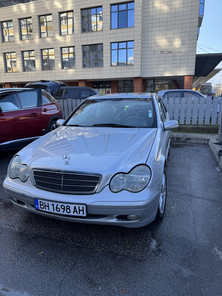 Mercedes-Benz C200 Kompressor – 2.0 бензин, 163 к.с. – В движение!