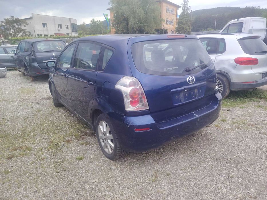 Toyota Corolla Verso 2.0 d4d, Тойота Корола Версо на части!
Май 2006