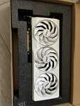 Saphire RX7700XT Pure 12Gb