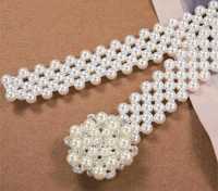 Curelușe elastice cu fundițe și perle.