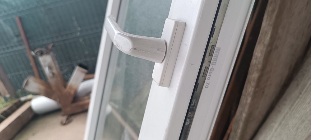 Vând ușă termopan balcon 223*70