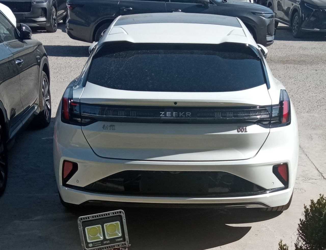 Zeekr 001 z-sport