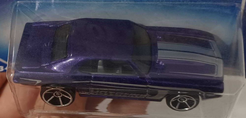 1/64 69 Camaro Hot Wheels