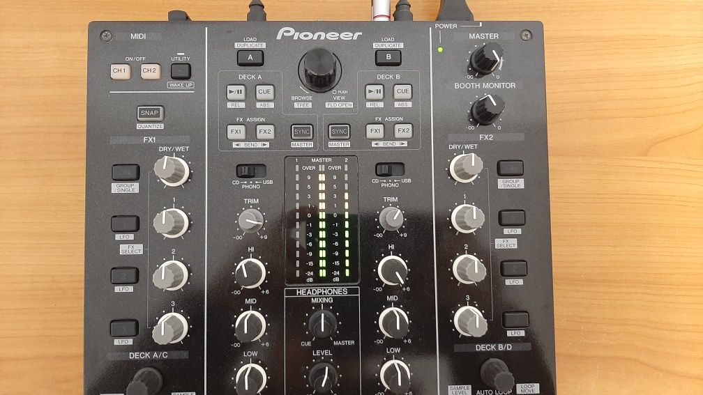 Mixer Pioneer DJM T1