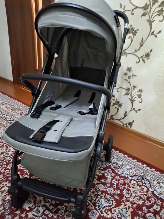 Детская коляска новая