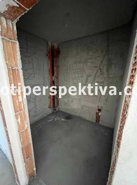 Продава се Тристаен апартамент в Пловдив, Христо Смирненски - 111 кв.м за 1271 €/кв.м - Снимка #2
