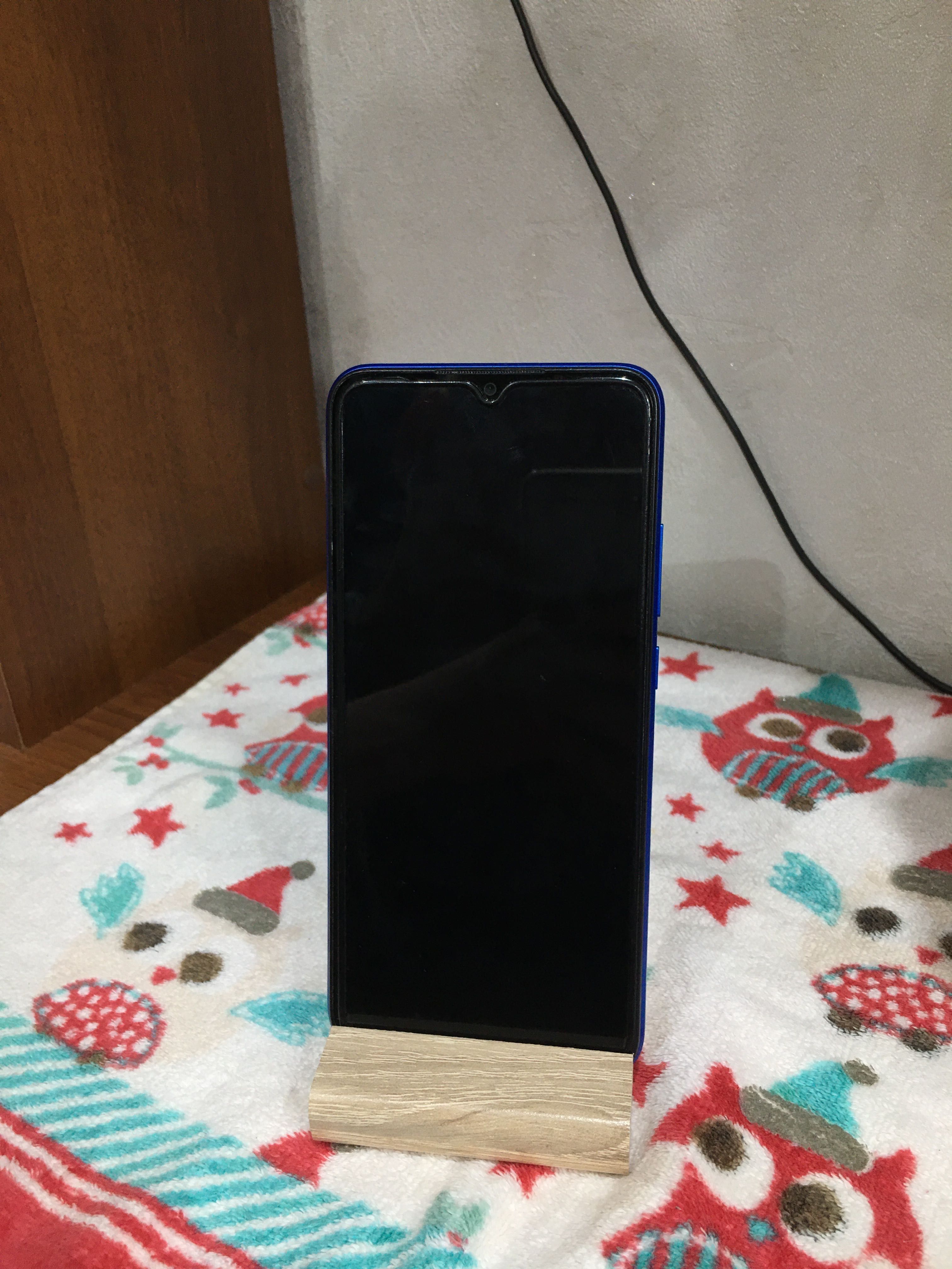 Redmi 9a синего цвета