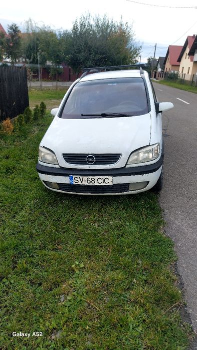 De vanzare Opel zamfira anul 2002 Motor 2.0 Diesel