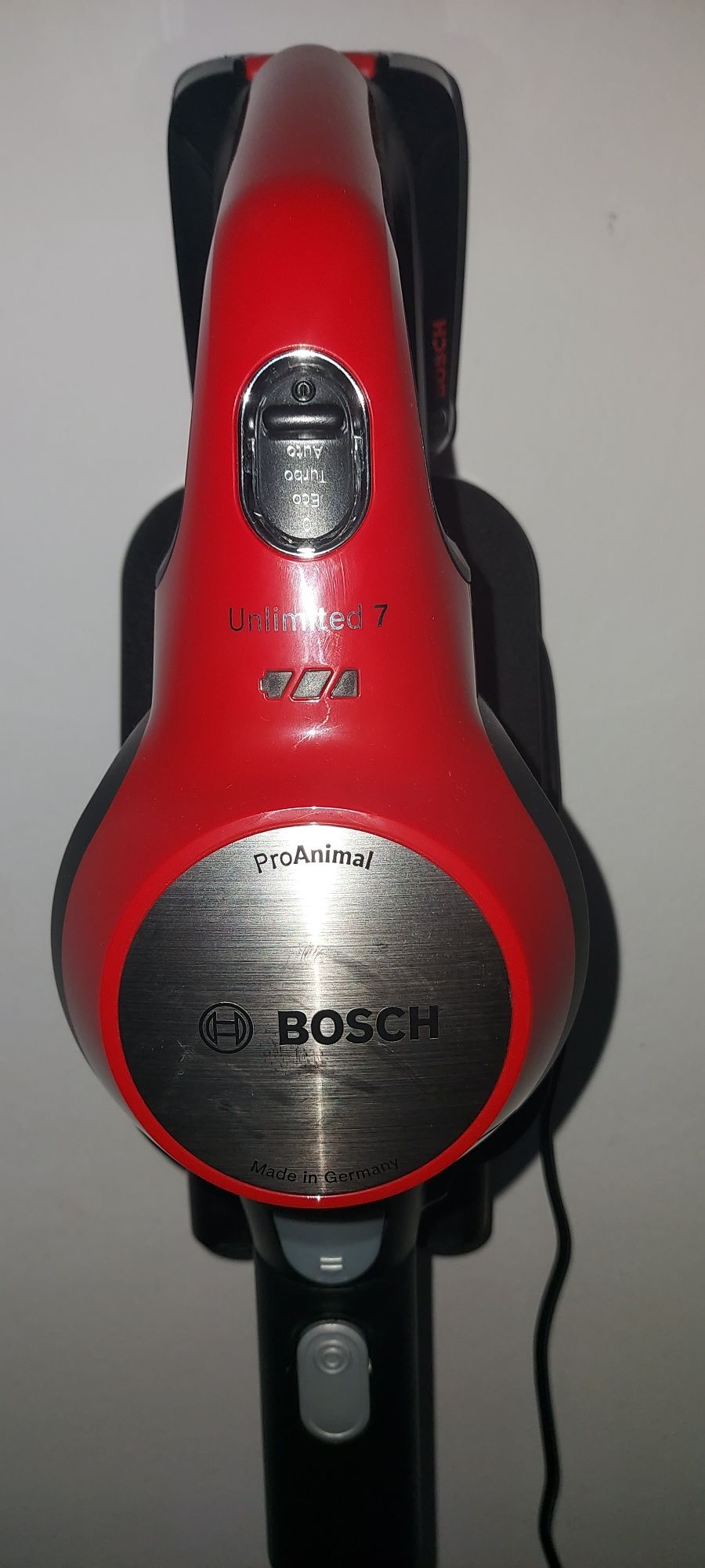 Aspirator vertical Bosch Unlimited 7 Pro Animal