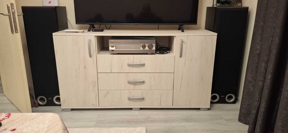 Ямаха усилвател и тонколони