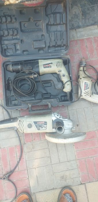 Электроинструмент.