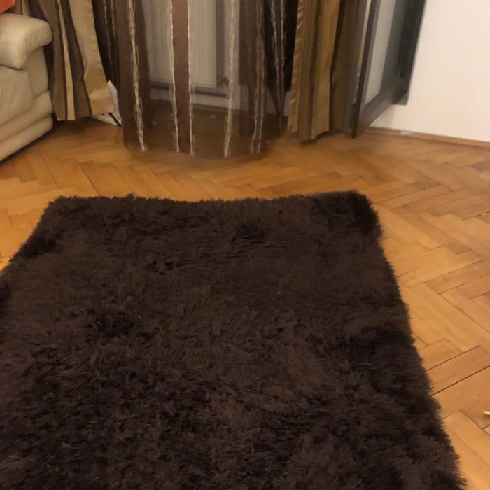 Covor maro shaggy