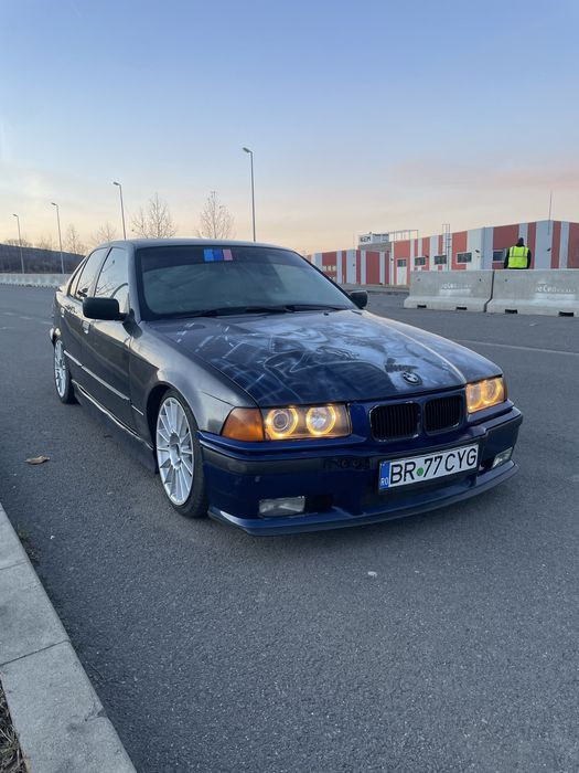 BMW E36 318i 2.3