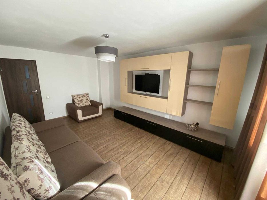 Apartament cu 2 camere de închiriat