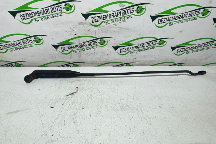 Brat stergator dreapta Opel Corsa C