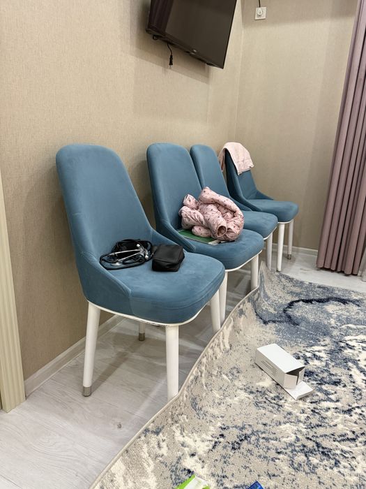 Стул сотилади срочно