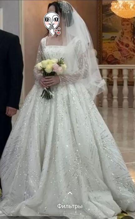 Платье свадебное, туфли и нарядные платье