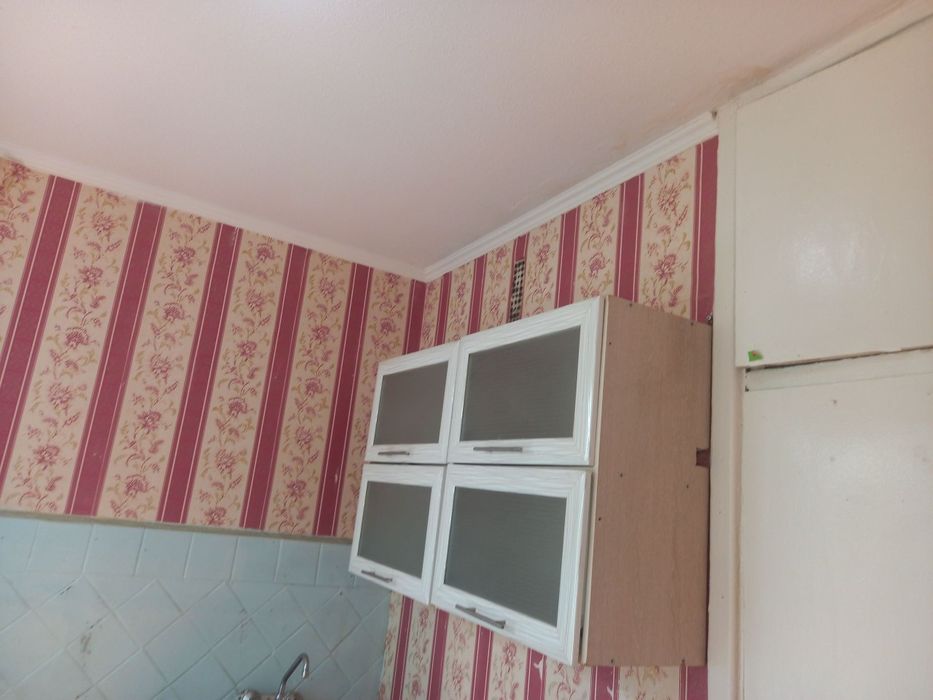 Срочно квартира сотилади.