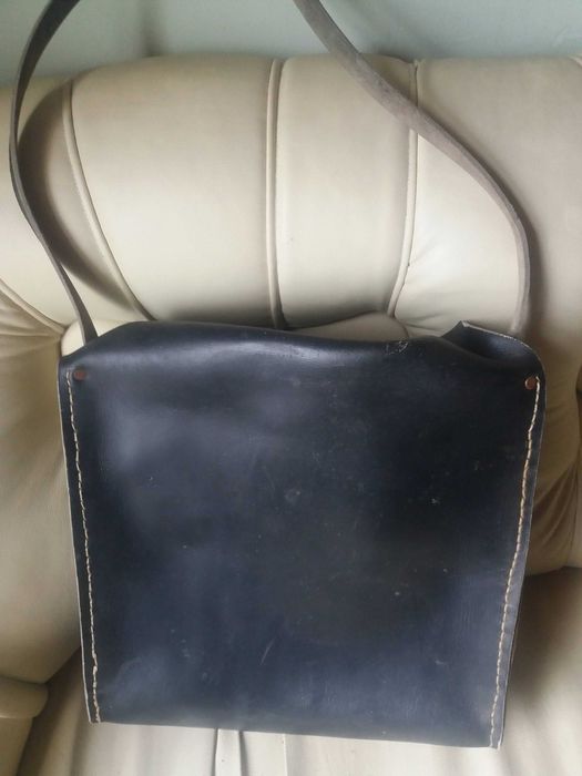 Антикварна кожена чанта