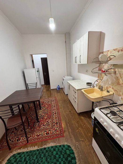 Моника чоррахада жойлашган 1 хонади квартира