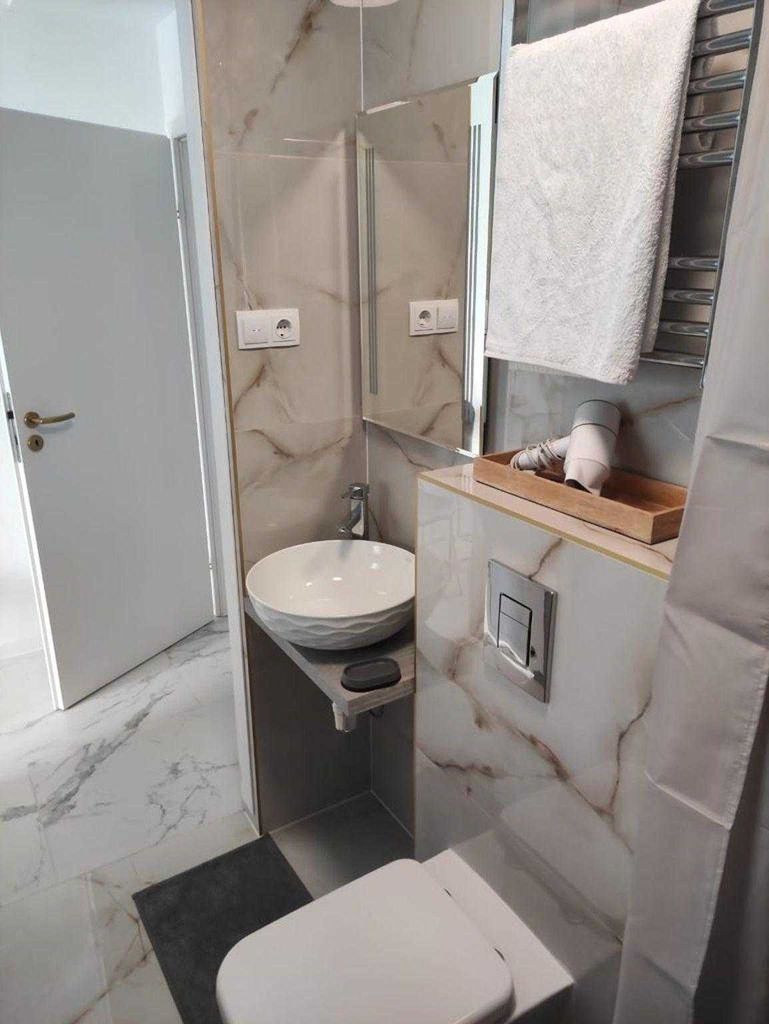 Продава се Къща в Сандански - 327 кв.м за 701 €/кв.м - Снимка #14