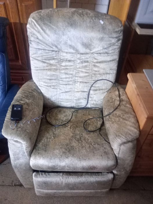 Vand fotoliu cu telecomanda