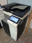 Imprimanta konica minolta C454e multifunctionala color